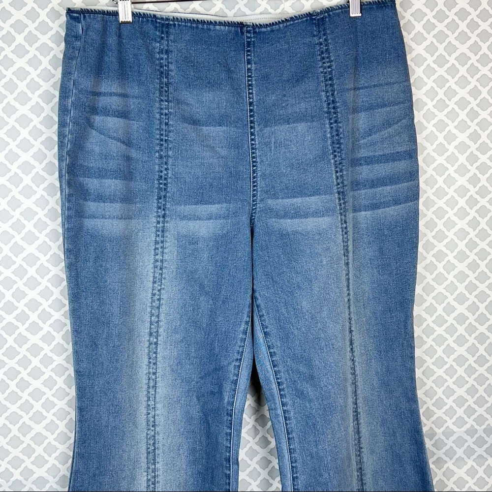 NWOT Fourteenth Place Seamed High Waist Pull On Flare Jeans - Picture 3 of 10